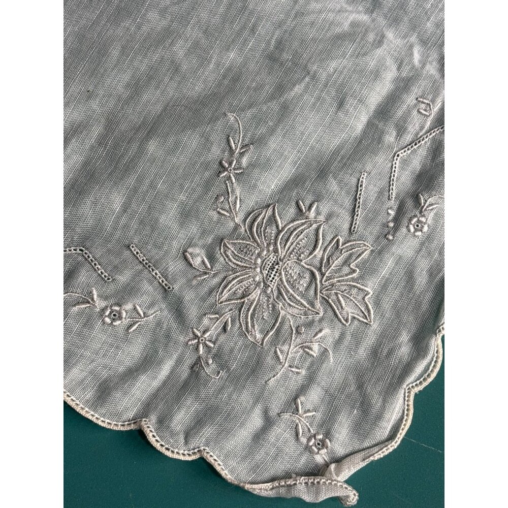 VTG Cotton Handkerchief White Handcrafted Stitched Edges Embroidered Wedding Gra